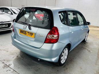 Honda Jazz 1.4 i-DSI SE CVT-7 5dr