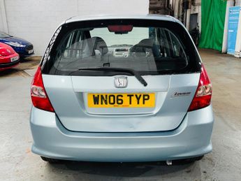 Honda Jazz 1.4 i-DSI SE CVT-7 5dr