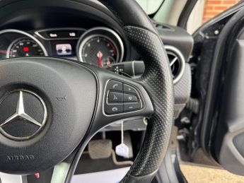 Mercedes-Benz A Class 2.1 A200d Sport (Premium) 7G-DCT Euro 6 (s/s) 5dr