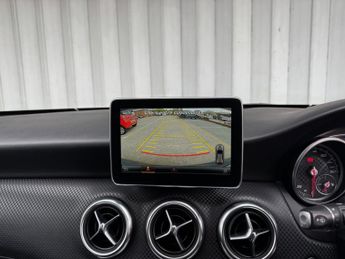 Mercedes-Benz A Class 2.1 A200d Sport (Premium) 7G-DCT Euro 6 (s/s) 5dr