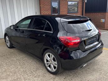Mercedes-Benz A Class 2.1 A200d Sport (Premium) 7G-DCT Euro 6 (s/s) 5dr