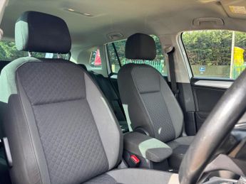 Volkswagen Tiguan 2.0 TDI BlueMotion Tech SE Navigation DSG 4Motion Euro 6 (s/s) 5