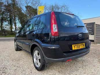 Ford Fusion 1.6 Zetec 5dr