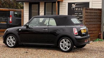 MINI Convertible 1.6 Cooper Euro 5 (s/s) 2dr