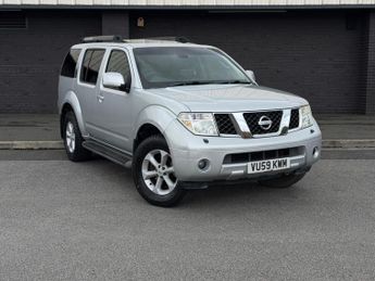Nissan Pathfinder 2.5 dCi Tekna 5dr