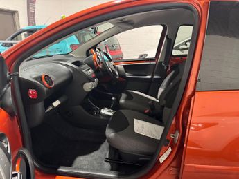 Toyota AYGO 1.0 VVT-i Fire MultiMode Euro 5 5dr (a/c)