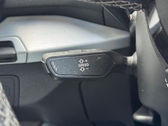 Audi Q2 1.5 TFSI CoD 35 S line S Tronic Euro 6 (s/s) 5dr