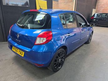 Renault Clio 1.2 TCe Dynamique TomTom Euro 5 5dr