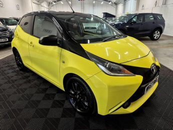 Toyota AYGO 1.0 VVT-i x-cite 3 Yellow Bi-Tone Euro 6 5dr