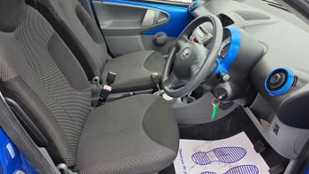 Toyota AYGO 1.0 VVT-i Blue MultiMode Euro 4 5dr