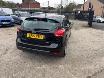 Ford Focus 1.0T EcoBoost Zetec Euro 6 (s/s) 5dr