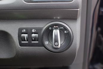 Volkswagen Touran 1.6 TDI SE DSG Euro 5 5dr