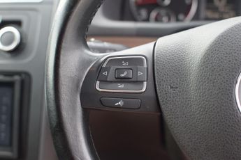 Volkswagen Touran 1.6 TDI SE DSG Euro 5 5dr
