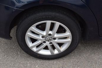 Volkswagen Touran 1.6 TDI SE DSG Euro 5 5dr