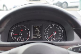 Volkswagen Touran 1.6 TDI SE DSG Euro 5 5dr