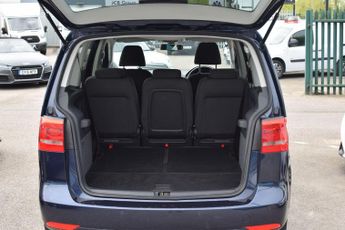 Volkswagen Touran 1.6 TDI SE DSG Euro 5 5dr