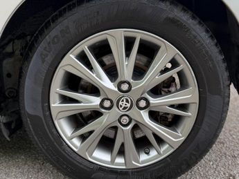 Toyota Yaris 1.5 VVT-h Icon E-CVT Euro 6 (s/s) 5dr