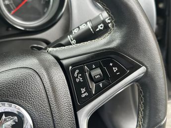 Vauxhall Meriva 1.7 CDTi SE MPV 5dr Diesel Auto Euro 5 (110 ps)