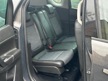 Vauxhall Meriva 1.7 CDTi SE MPV 5dr Diesel Auto Euro 5 (110 ps)