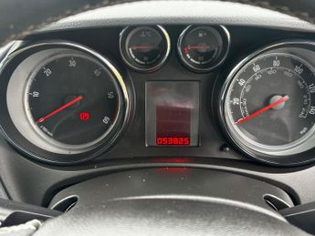 Vauxhall Meriva 1.7 CDTi SE MPV 5dr Diesel Auto Euro 5 (110 ps)