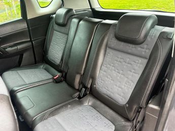 Vauxhall Meriva 1.7 CDTi SE MPV 5dr Diesel Auto Euro 5 (110 ps)