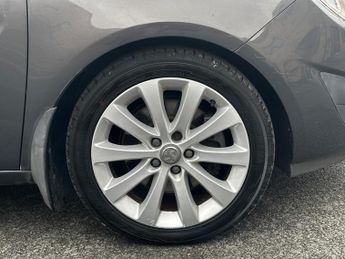 Vauxhall Meriva 1.7 CDTi SE MPV 5dr Diesel Auto Euro 5 (110 ps)