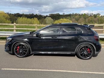 Mercedes-Benz GLA 2.0 GLA45 AMG SpdS DCT 4MATIC Euro 6 (s/s) 5dr