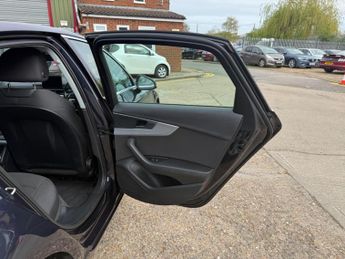 Audi A4 2.0 TDI ultra Sport S Tronic Euro 6 (s/s) 4dr