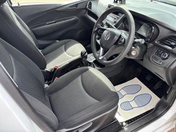 Vauxhall Viva 1.0i SE Euro 6 5dr (a/c)