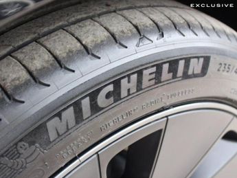 Tesla Model 3 (Dual Motor) Long Range Auto 4WDE 4dr