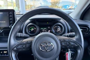 Toyota Yaris 1.5 VVT-h Design E-CVT Euro 6 (s/s) 5dr