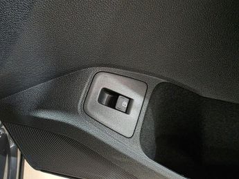Volkswagen Tiguan 1.4 TSI 13kWh Life DSG Euro 6 (s/s) 5dr