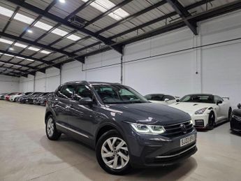 Volkswagen Tiguan 1.4 TSI 13kWh Life DSG Euro 6 (s/s) 5dr
