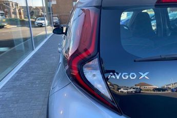 Toyota Aygo X 1.0 VVT-i Pure x-shift Euro 6 (s/s) 5dr