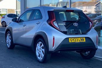 Toyota Aygo X 1.0 VVT-i Pure x-shift Euro 6 (s/s) 5dr
