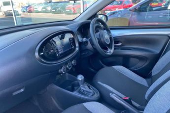 Toyota Aygo X 1.0 VVT-i Pure x-shift Euro 6 (s/s) 5dr