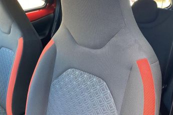 Toyota Aygo X 1.0 VVT-i Edge Hatchback 5dr Petrol x-shift Euro 6 (s/s) (72 ps)