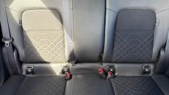 Nissan Juke 1.0 DIG-T Tekna DCT Auto Euro 6 (s/s) 5dr