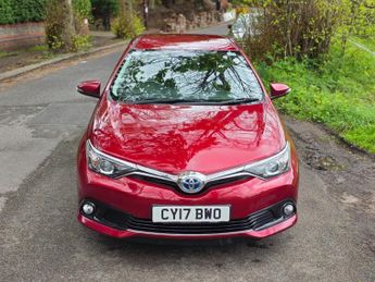 Toyota Auris 1.8 VVT-h Business Edition CVT Euro 6 (s/s) 5dr (Safety Sense)