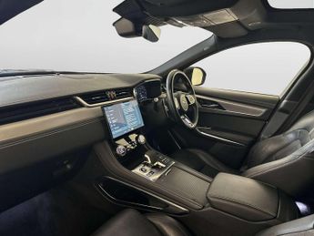 Jaguar F-PACE 2.0 P400e 17.1kWh R-Dynamic SE SUV 5dr Petrol Plug-in Hybrid Aut
