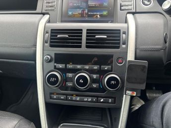 Land Rover Discovery Sport 2.0 TD4 SE Tech Auto 4WD Euro 6 (s/s) 5dr