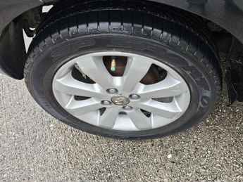 Toyota Yaris 1.4 D-4D T Spirit Euro 5 5dr