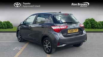 Toyota Yaris 1.5 VVT-h Icon Tech E-CVT Euro 6 (s/s) 5dr