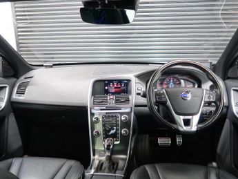 Volvo XC60 Volvo XC60 2.0 T5 R-Design Lux Auto