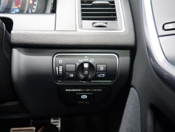 Volvo XC60 Volvo XC60 2.0 T5 R-Design Lux Auto