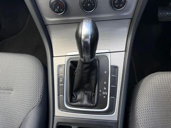 Volkswagen Golf 1.4 TSI BlueMotion Tech SE DSG Euro 5 (s/s) 5dr