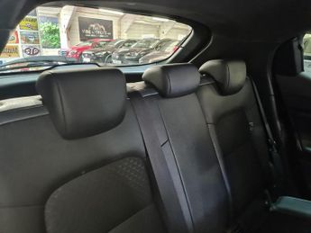 Nissan Juke 1.6 N-Connecta Auto Euro 6 5dr