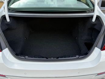 BMW 5 Series 2.0 520d Luxury Auto Euro 6 (s/s) 4dr