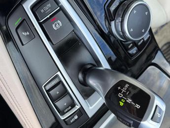 BMW 5 Series 2.0 520d Luxury Auto Euro 6 (s/s) 4dr