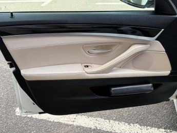 BMW 5 Series 2.0 520d Luxury Auto Euro 6 (s/s) 4dr